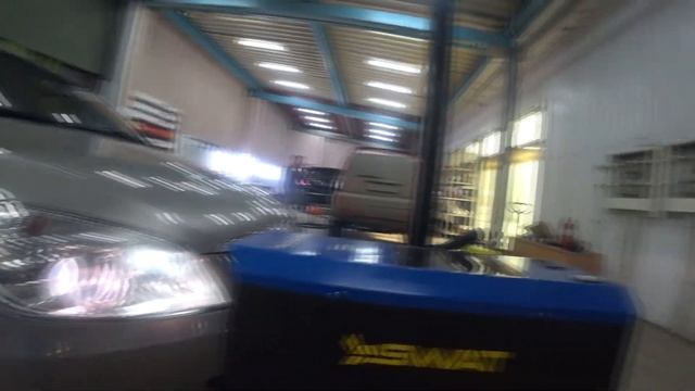 Skoda Fabia замена штатных линз в фары смотреть онлайн