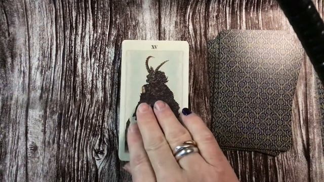 The Pagan Otherworlds Deck and book by Uusi Flip Through смотреть онлайн