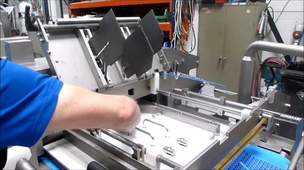 Benier BM 600 moulder year Test bakery Benier Full options !!