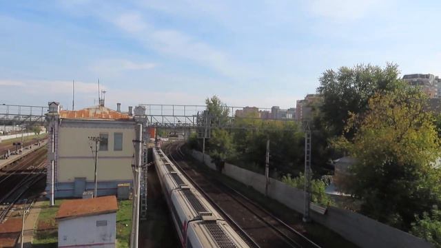 Электровоз ЭП20-003 с поездом№706Н "Стриж" Москва-Нижний Новгород (Серп и Молот) 7.09.2020 смотреть онлайн