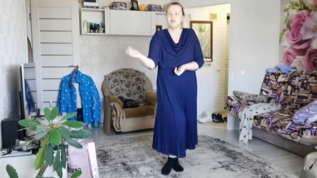 Мне подарили платья/Зачем? смотреть онлайн