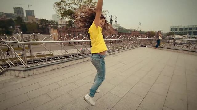 Ника Терентьева участница проекта "Голос Дети" - "Даже без крыльев" (official video) смотреть онлайн