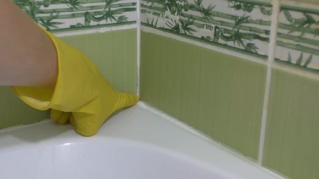 КАК УБРАТЬ ПЛЕСЕНЬ ГРИБОК в ванной ОЧИСТИТЬ ШВЫ МЕЖДУ ПЛИТКОЙ . Легкий и Быстрый способ смотреть онлайн