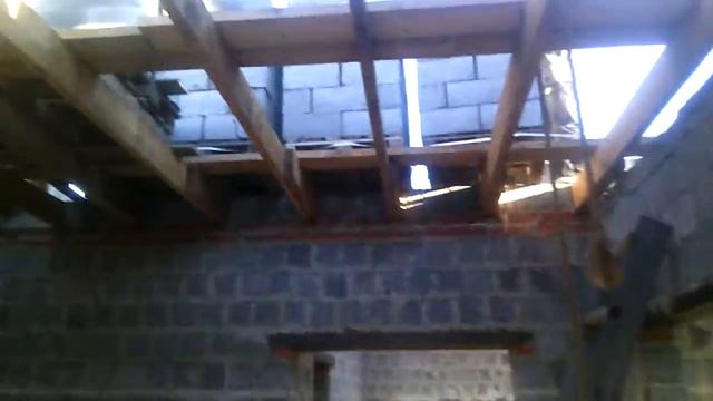 Фронтоны дома готовы! Осталась одна стена.