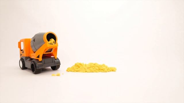 Toy Truck, Tractor, Concrete Mixer, Excavator for Kids. Learn English with Funny Video for Toddlers смотреть онлайн