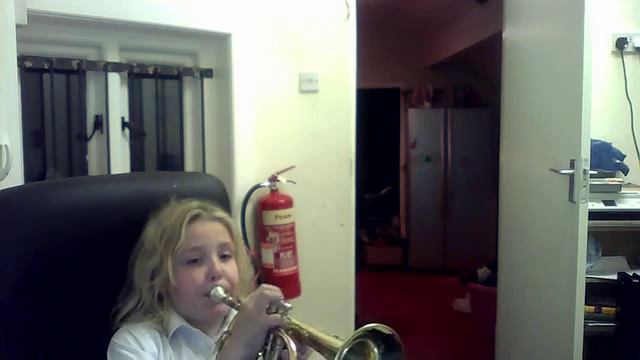 8 year old Maggie Old mcdonald cornet cover смотреть онлайн