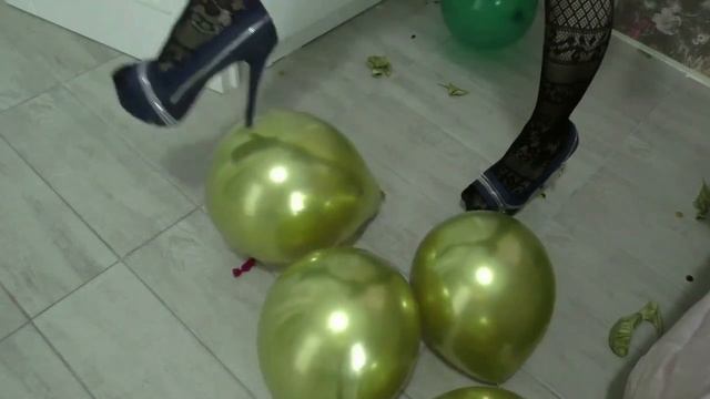 Looner: Enticing Alena High Heels Balloons Pop Partial Video For 2023!