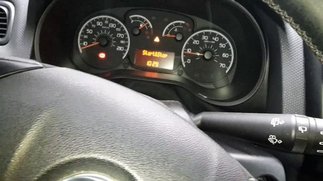 Fiat . Фіат Добло. Світить - (change oil) смотреть онлайн