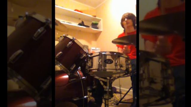 Smoke On The Water *DRUM COVER* by Deep Purple смотреть онлайн