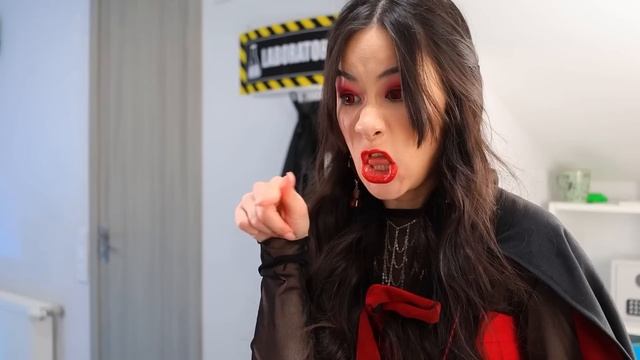 Преображение ботанши вампира в красотку! Используем гаджеты из Tik Tok
