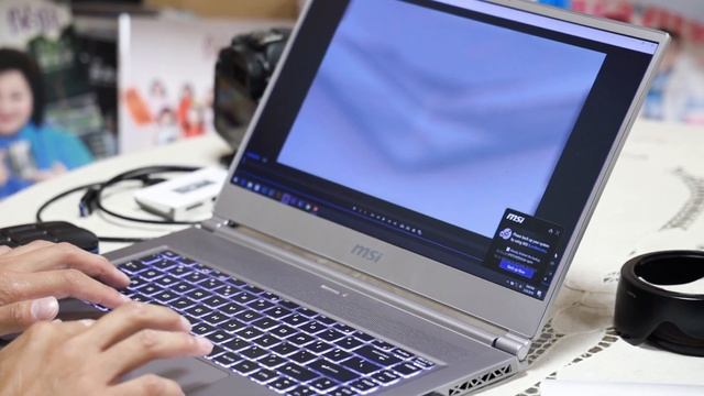 Canon EOS R 1080p 60p ALL-I Handheld test footage смотреть онлайн