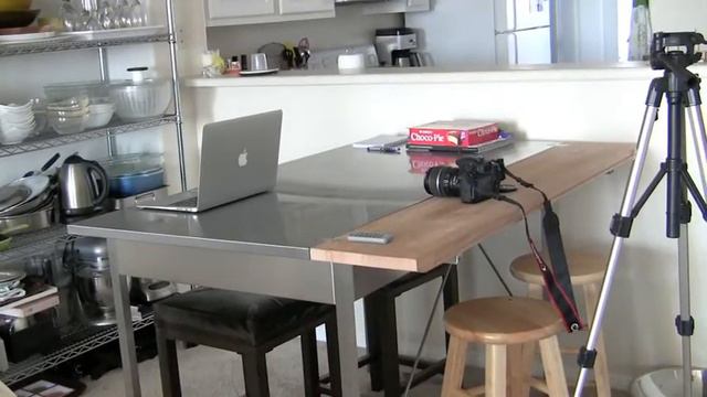 Take a Tour of My Kitchen VLOG: Chef Julie Yoon смотреть онлайн