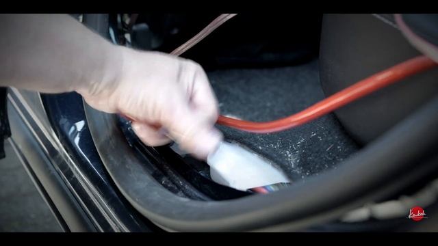 How to run power cable to the amplifier смотреть онлайн