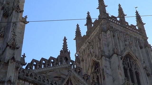 046: Yesteryear of York (York Minster, Clifford's Tower and the Shambles) (City of York 2015) смотреть онлайн