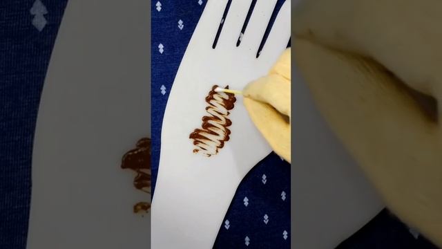 Beautiful mehndi tattoo || Trishul mehndi tattoo ? Boy & Girl ? || mehndi ka design ||#shorts смотреть онлайн