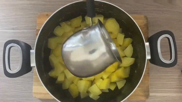 Картофельная запеканка.Очень вкусно)))+1 в вашу копилку рецептов.запеканка с картофелем смотреть онлайн