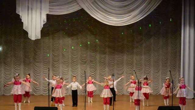 Ансамбль эстрадного танца "Ника" смотреть онлайн