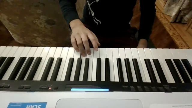 Playing the soviet anthem on the piano смотреть онлайн