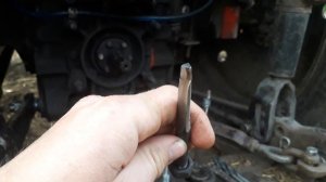 Как выкрутить обломанный кран из бака МТЗ 82