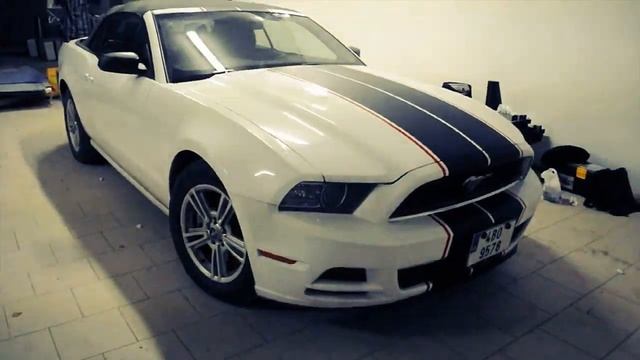 Ford Mustang - polepy, rychlé pruhy смотреть онлайн