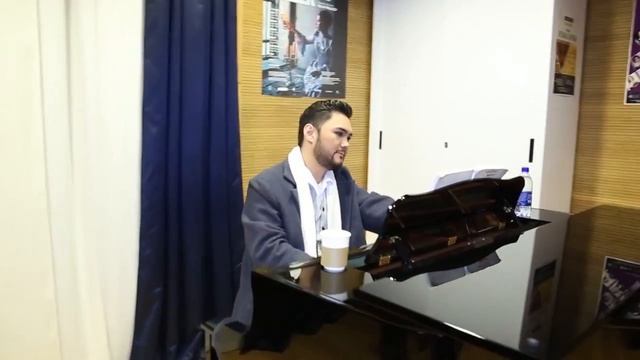 Распевка артистов до и во время представления в "Астана Опера" смотреть онлайн