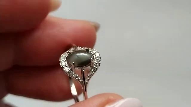 Кольцо с индийским цимофаном кошачий глаз (хризоберилл), 0.99ct, 7х5мм, день смотреть онлайн