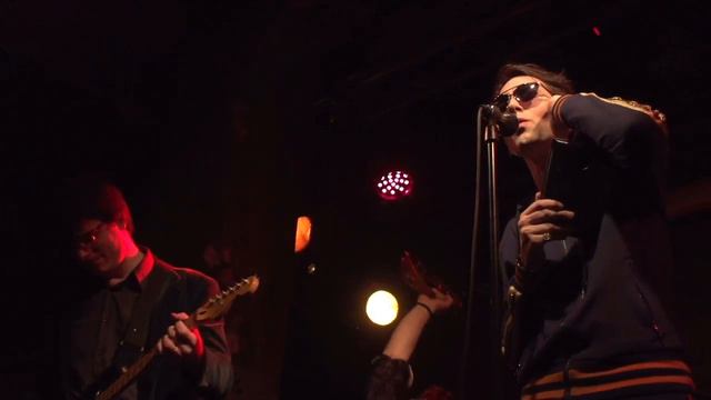 15 minutes - Supercherries' Bowie Tribute Show 2019 смотреть онлайн