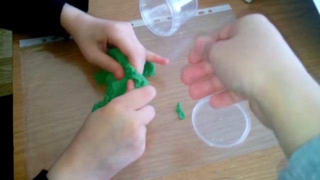 Кинетический песок-обзор и как мы им играемся! смотреть онлайн