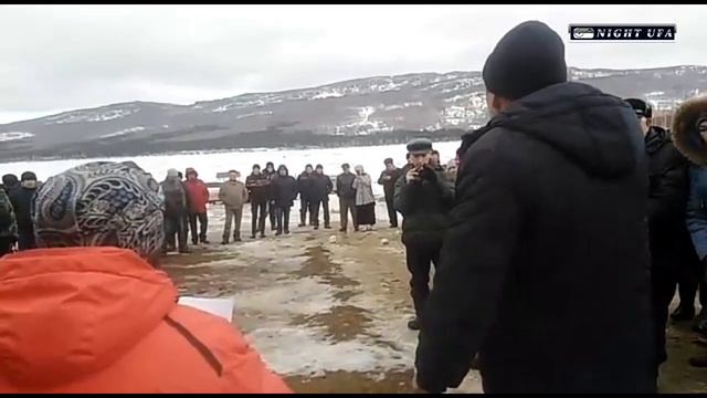Сход граждан в д. Исяново против разработки карьера рядом с озером Талкас. 15.03.2020 г. смотреть онлайн