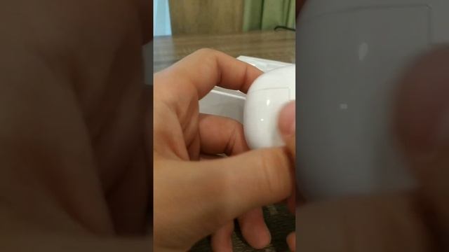 ЛУЧШАЯ деловая копия Airpods. смотреть онлайн