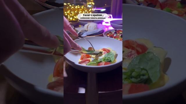 Панорамный ресторан с авторской кухней в самом центре Санкт-Петербурга.