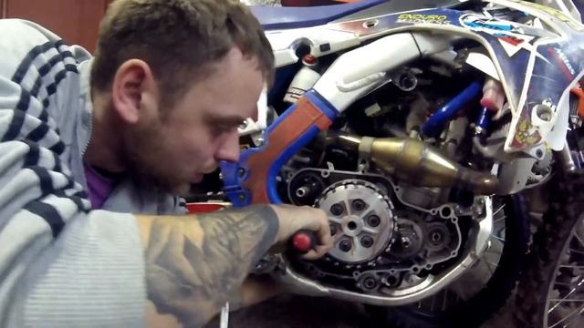 Замена вала КПП на BSE m2 300 cc смотреть онлайн