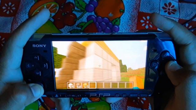 CONSEGUI! Jogando MINECRAFT no PSP !! смотреть онлайн