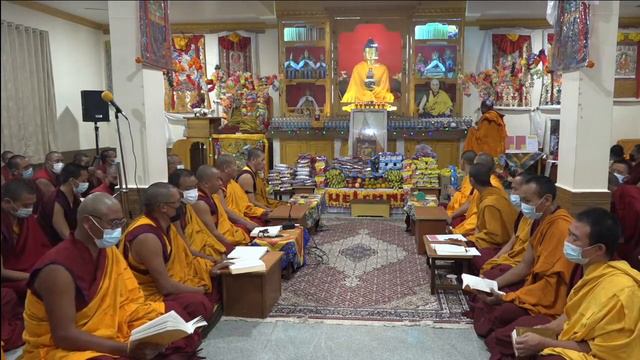 Lama Choepa-Tsok Offering
