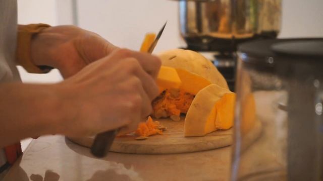 ЧТО Я ЕМ В ТЕЧЕНИЕ ДНЯ / ОСЕННИЕ РЕЦЕПТЫ смотреть онлайн