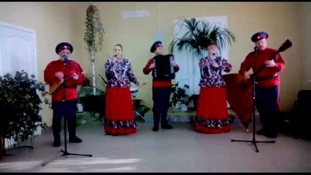 Вот кто то с горочки смотреть онлайн