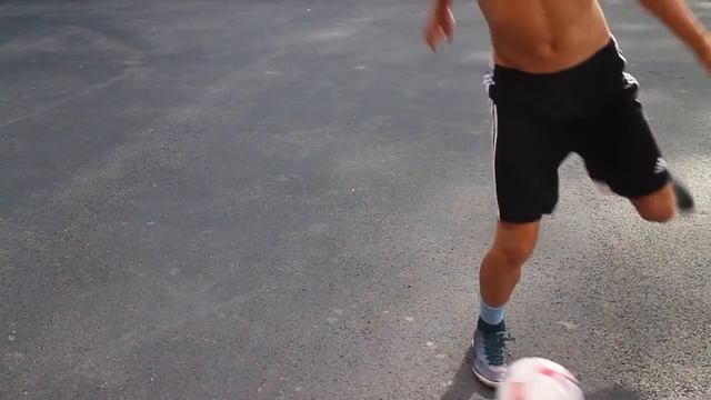 Crazy Street Soccer Skill (tutorial) смотреть онлайн