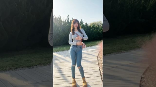 Bebe Cute Dance??? #bebydance #cutedance #dance #bebee #girlstyle #fashionstyle смотреть онлайн