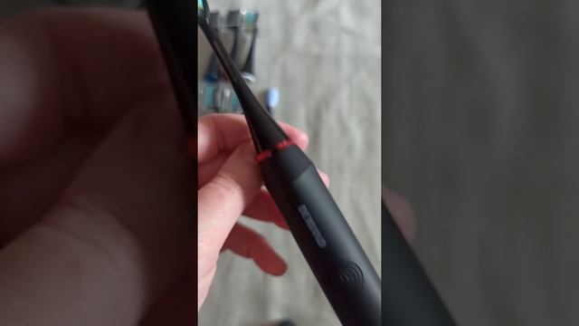 Электрическая звуковая зубная щётка DEMIAND WhiteTeeth Crystal смотреть онлайн