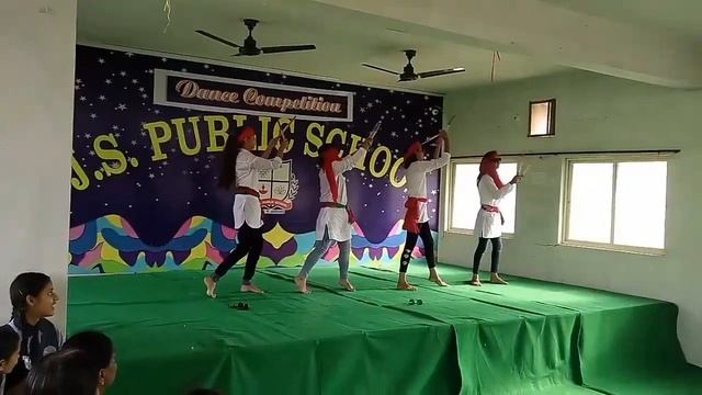 Kamariya dandiya dance group (. J. S. Public School·) Bharat swagger смотреть онлайн