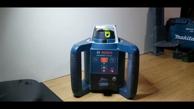 Ротационен лазерен нивелир Bosh GRL 300 HVG Professional
