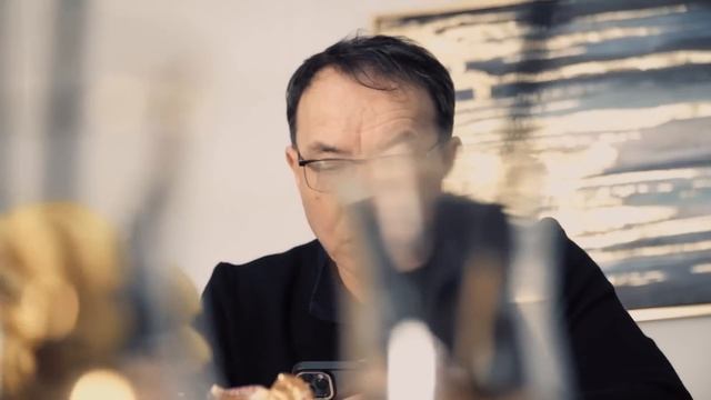 Бұл әнді тыңдай бергін келеді Әке Сөзі Амандос Елтай САТТАР ЕГЕНОВ смотреть онлайн