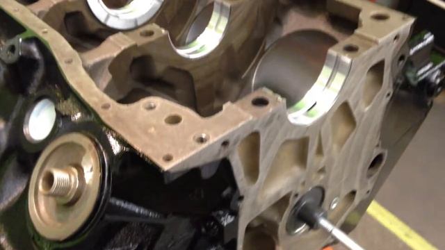 501 Ford Crate Engine Camshaft Install @ Brew's Engines, LLC 2014 смотреть онлайн
