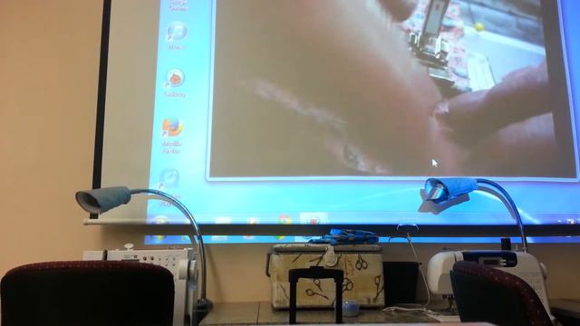 Sewing Class Ease Stitch Demo смотреть онлайн