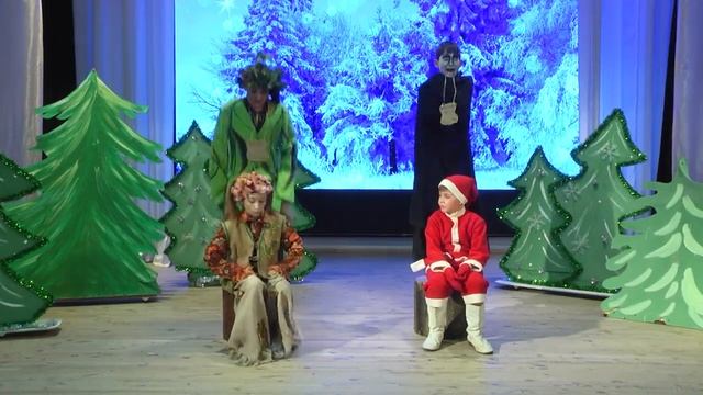 Спектакль «Новогоднее происшествие» смотреть онлайн