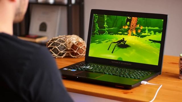 Computadora portátil para juegos ASUS ROG Strix GL553VD смотреть онлайн