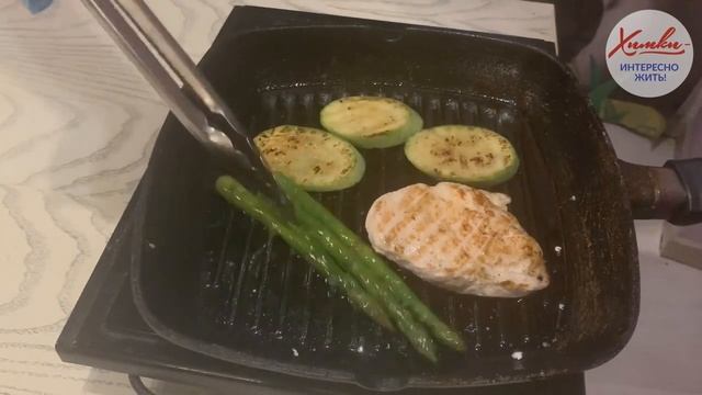 Куриная грудка в соусе Блу чиз песто смотреть онлайн