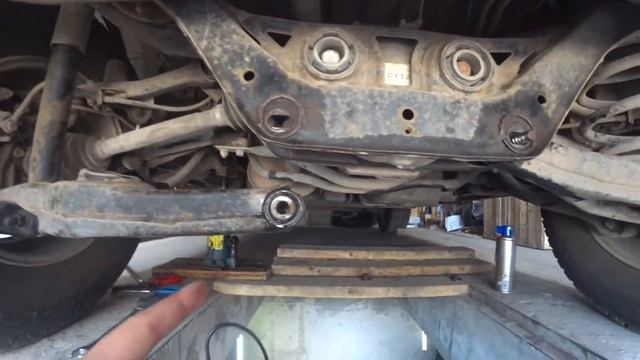 Pajero Wagon 4 Замена сайлентблоков и развальных болтов (Pajero Wagon IV) смотреть онлайн