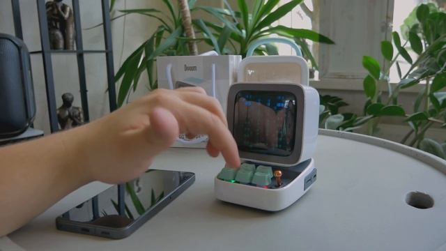 DIVOOM DITOO PLUS - Unpacked & Soundtest