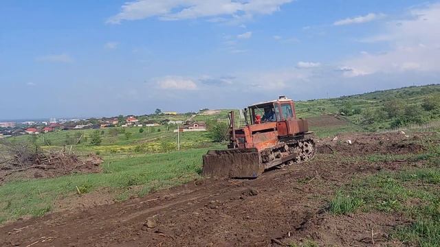 дт 75 ровняем участок смотреть онлайн